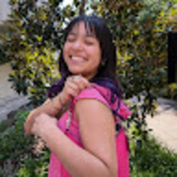 Meet your Posher, Andrea - Picture 1 of 1